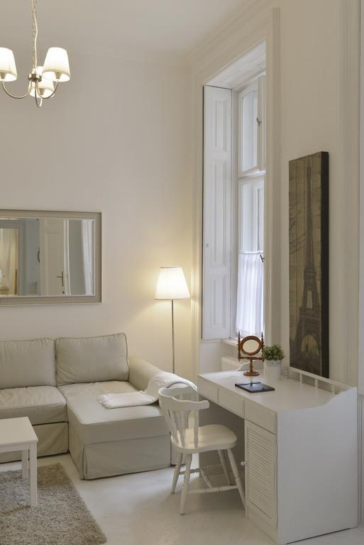 Paris Apartment بودابست الغرفة الصورة
